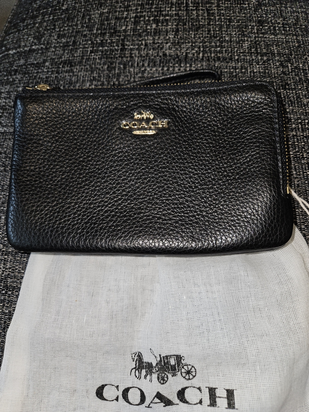 Coach Double Corner Zip Wristlet in Pebbled Leather Black Crossbody Bag